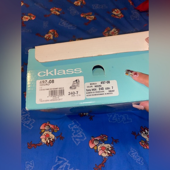 Black bootie heels - Picture 6 of 6